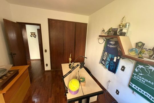 Quarto 2 de apartamento à venda com 3 quartos, 270m² em Serra, Belo Horizonte