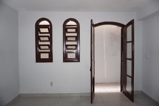 Sala de casa para alugar com 2 quartos, 80m² em Chácaras Pirajussara, Embu das Artes