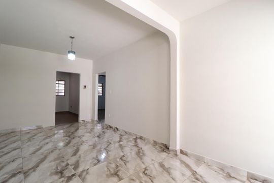 Cozinha de casa para alugar com 3 quartos, 175m² em Pacaembu, Uberlândia