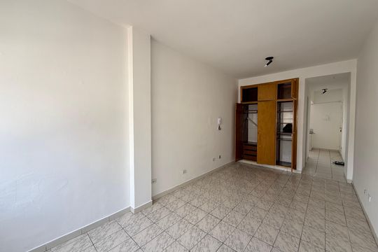 Sala/Quarto de kitnet/studio à venda com 1 quarto, 30m² em Consolação, São Paulo