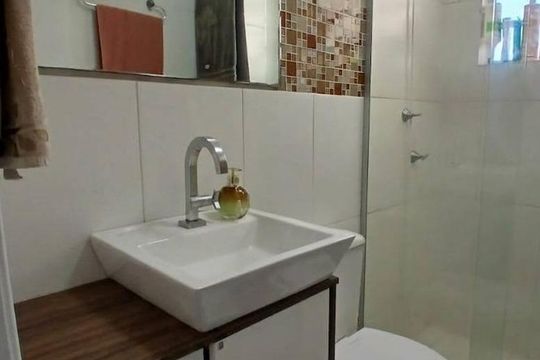 Banheiro de apartamento à venda com 2 quartos, 48m² em Planalto, São Bernardo do Campo
