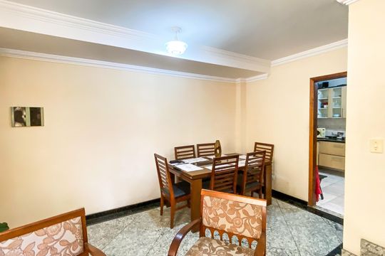 Sala de casa à venda com 2 quartos, 121m² em Cidade Patriarca, São Paulo