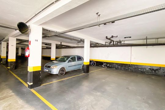 Garagem de casa à venda com 2 quartos, 121m² em Cidade Patriarca, São Paulo