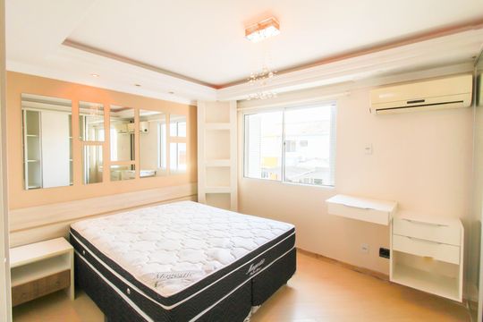 Suíte de casa de condomínio à venda com 2 quartos, 78m² em Marechal Rondon, Canoas
