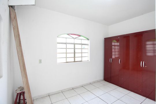 Quarto 2 de casa para alugar com 2 quartos, 120m² em Santa Cruz Industrial, Contagem