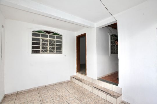 Varanda de casa para alugar com 2 quartos, 120m² em Santa Cruz Industrial, Contagem