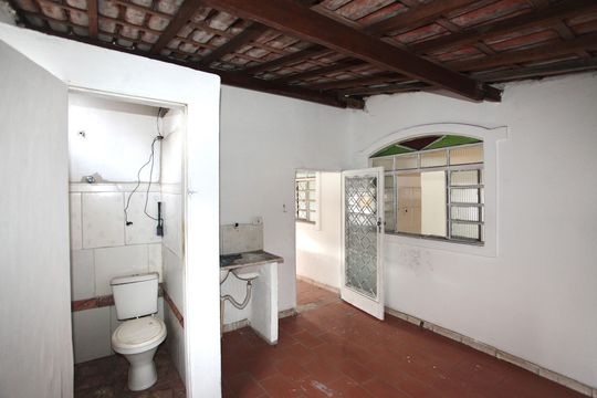 Cozinha e Área de Serviço de casa para alugar com 2 quartos, 120m² em Santa Cruz Industrial, Contagem