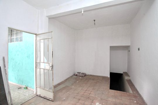 Garagem de casa para alugar com 2 quartos, 120m² em Santa Cruz Industrial, Contagem