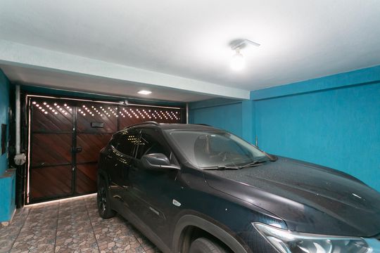 Garagem de casa à venda com 2 quartos, 280m² em Itaquera, São Paulo