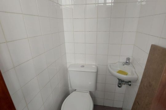 banheiro 1 de apartamento à venda com 2 quartos, 60m² em Carmo, Belo Horizonte