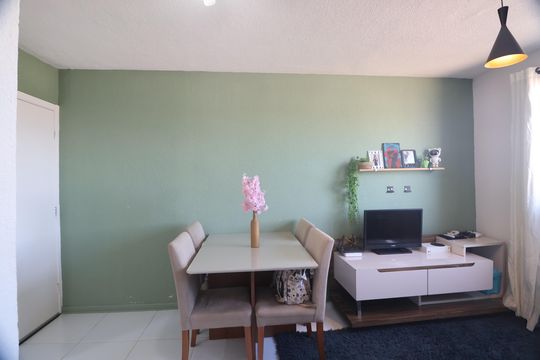 Sala de apartamento à venda com 2 quartos, 42m² em Estância Velha, Canoas