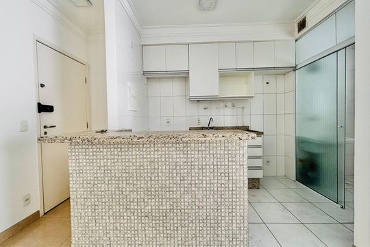Cozinha de apartamento para alugar com 2 quartos, 66m² em Alphaville Industrial, Barueri