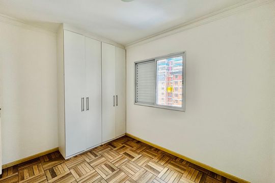 Quarto de apartamento para alugar com 2 quartos, 66m² em Alphaville Industrial, Barueri
