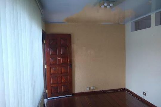 Casa à venda com 3 quartos, 165m² em Pestana, Osasco