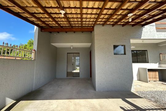 Garagem de casa para alugar com 2 quartos, 80m² em Campeche, Florianópolis