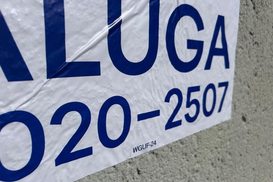 Placa  de casa para alugar com 2 quartos, 80m² em Campeche, Florianópolis