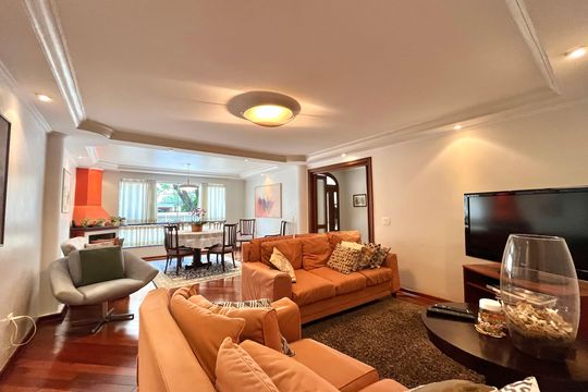 Casa à venda com 4 quartos, 230m² em Vila Mascote, São Paulo