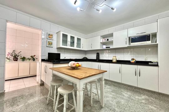 Cozinha de casa à venda com 4 quartos, 230m² em Vila Mascote, São Paulo