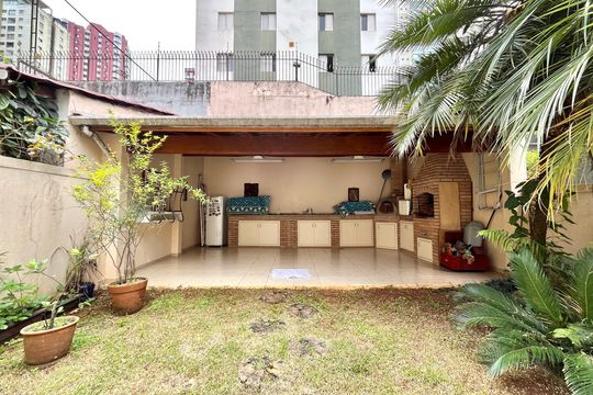 Quintal de casa à venda com 4 quartos, 230m² em Vila Mascote, São Paulo