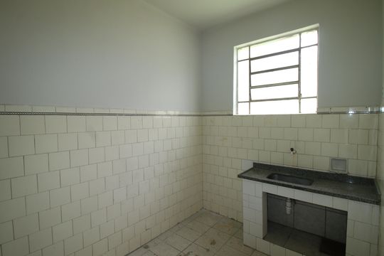 Cozinha de casa à venda com 2 quartos, 80m² em Irajá, Rio de Janeiro