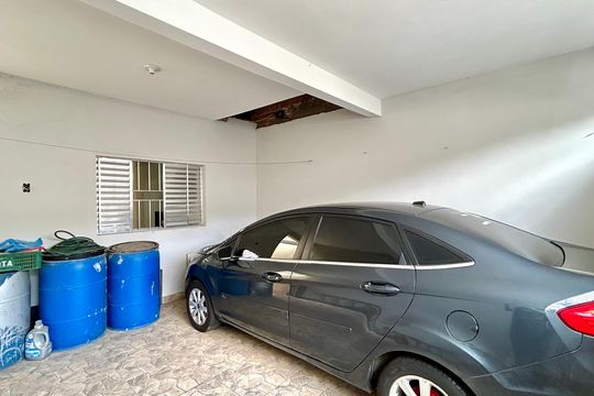 Garagem de casa à venda com 2 quartos, 125m² em Jardim Oliveira, Guarulhos