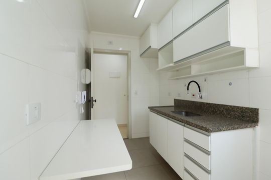 Cozinha e Área de Serviço de apartamento para alugar com 2 quartos, 57m² em Casa Verde, São Paulo