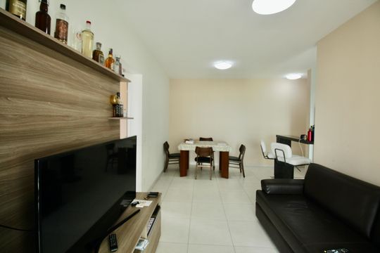 Apartamento para alugar com 2 quartos, 76m² em José Menino, Santos