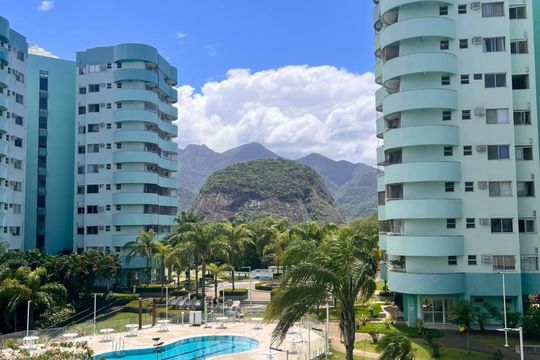 Vista de apartamento à venda com 2 quartos, 77m² em Barra da Tijuca, Rio de Janeiro