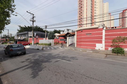Fachada de apartamento à venda com 2 quartos, 55m² em Jardim do Estádio, Santo André