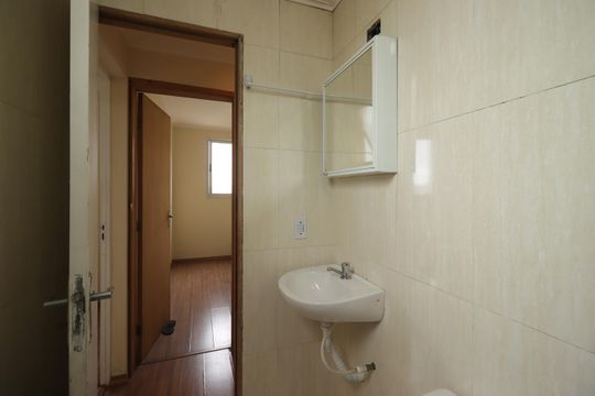 Banheiro de apartamento à venda com 2 quartos, 55m² em Jardim do Estádio, Santo André