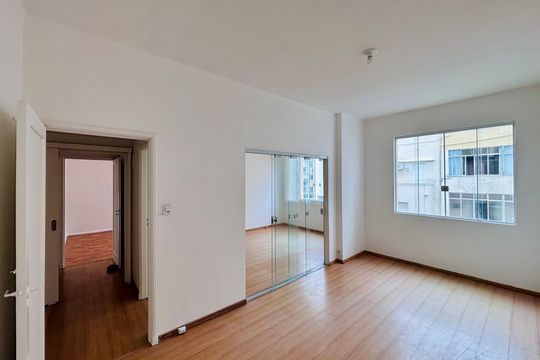Apartamento à venda com 3 quartos, 130m² em Copacabana, Rio de Janeiro