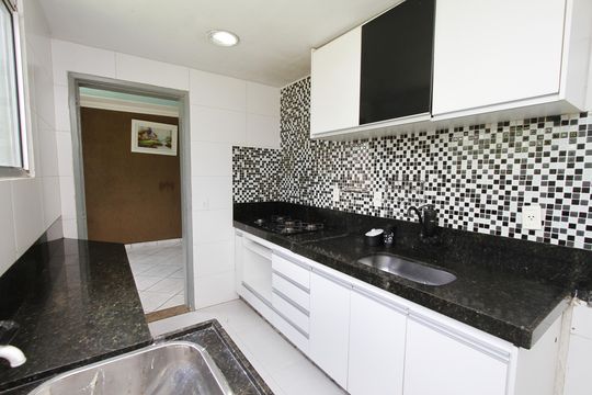 Cozinha de apartamento para alugar com 3 quartos, 65m² em Manacás, Belo Horizonte