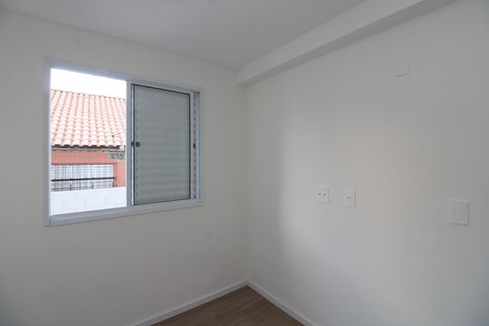 Quarto 2 de apartamento para alugar com 2 quartos, 35m² em Vila Ré, São Paulo