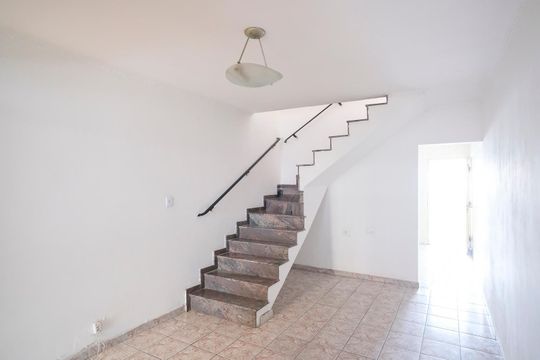 Sala de casa para alugar com 2 quartos, 90m² em Olímpico, São Caetano do Sul