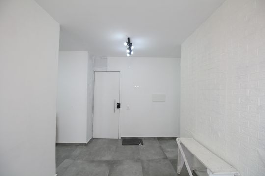 Sala de apartamento para alugar com 2 quartos, 44m² em Jardim Maria Duarte, São Paulo