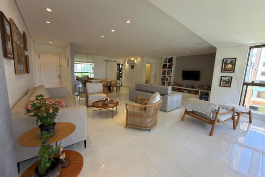 Apartamento à venda com 4 quartos, 162m² em Águas Claras, Brasília