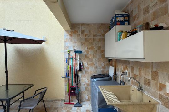 Área de Serviço de casa à venda com 3 quartos, 190m² em Montanhão, São Bernardo do Campo