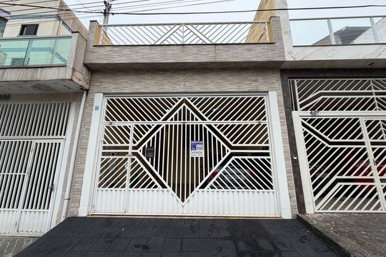 Fachada de casa à venda com 3 quartos, 190m² em Montanhão, São Bernardo do Campo