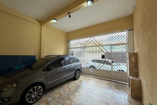 Garagem de casa à venda com 3 quartos, 190m² em Montanhão, São Bernardo do Campo