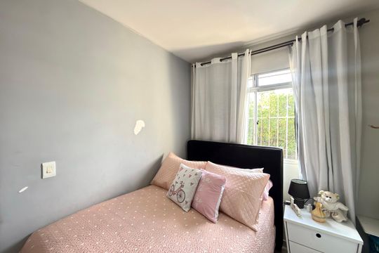 Quarto 2 de apartamento à venda com 2 quartos, 43m² em Industrial São Luiz, Contagem