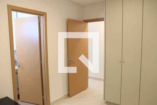 Suíte 01 de apartamento para alugar com 2 quartos, 81m² em Setor Marista, Goiânia