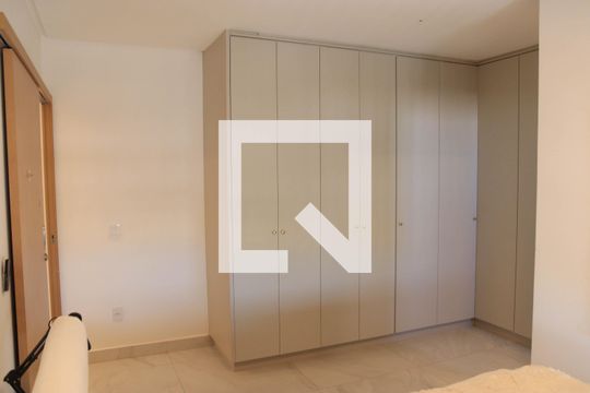 Suíte 02 de apartamento para alugar com 2 quartos, 81m² em Setor Marista, Goiânia