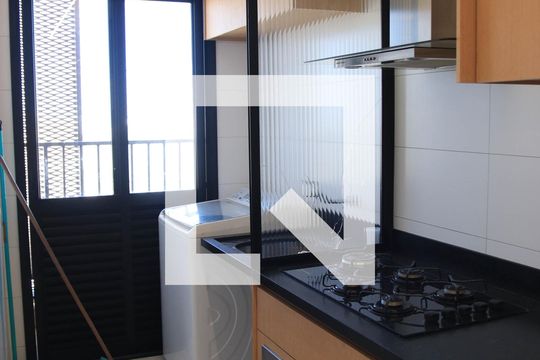 Cozinha e Área de Serviço de apartamento para alugar com 2 quartos, 81m² em Setor Marista, Goiânia