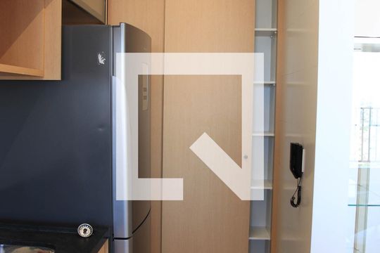 Cozinha e Área de Serviço de apartamento para alugar com 2 quartos, 81m² em Setor Marista, Goiânia