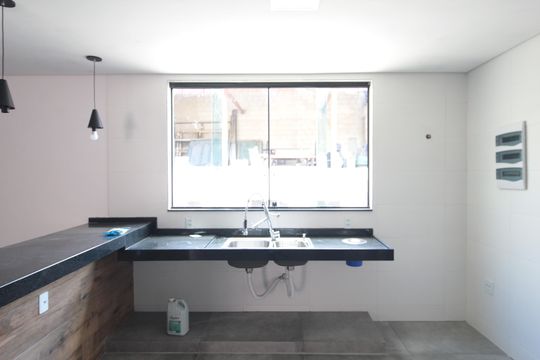 Cozinha de casa para alugar com 3 quartos, 360m² em Rio Branco, Belo Horizonte