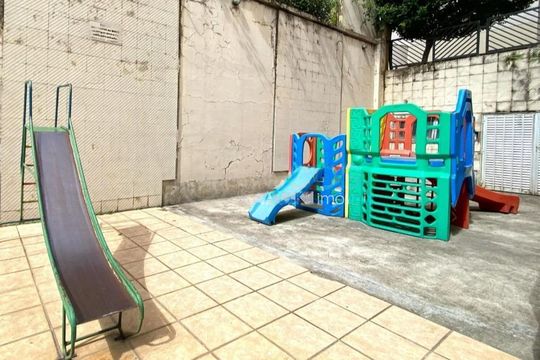 Apartamento à venda com 4 quartos, 180m² em Funcionários, Belo Horizonte