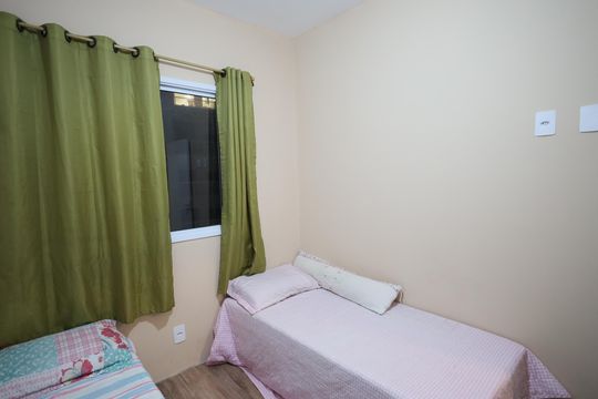 Quarto 2 de apartamento para alugar com 2 quartos, 45m² em Quitaúna, Osasco