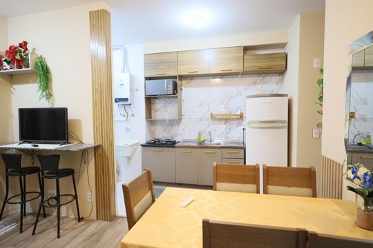 Sala de apartamento para alugar com 2 quartos, 45m² em Quitaúna, Osasco