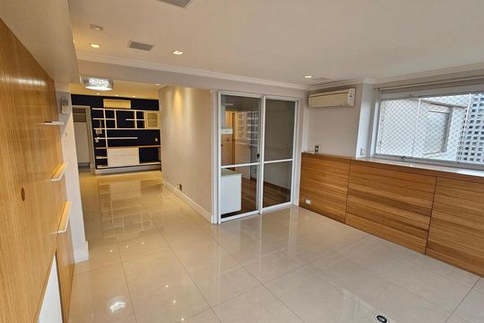 Varanda de apartamento à venda com 3 quartos, 94m² em Vila Romana, São Paulo