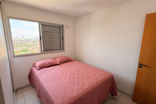 Quarto 1 de apartamento à venda com 2 quartos, 77m² em Parque Oeste Industrial, Goiânia